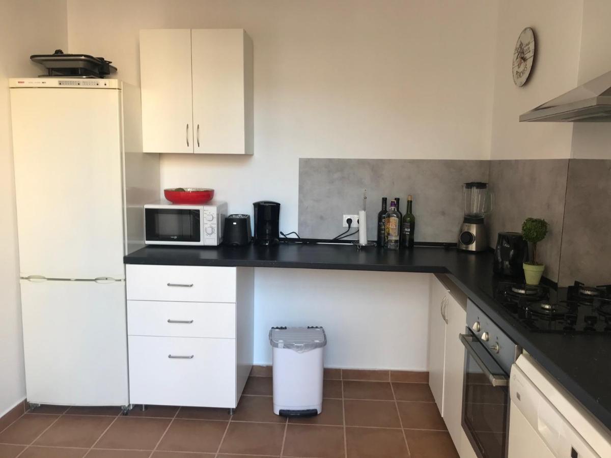Ferienwohnung Im Zentrum Аликанте Екстериор снимка