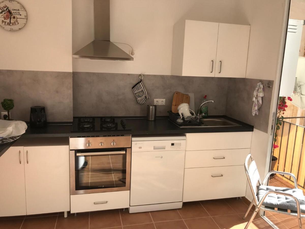 Ferienwohnung Im Zentrum Аликанте Екстериор снимка