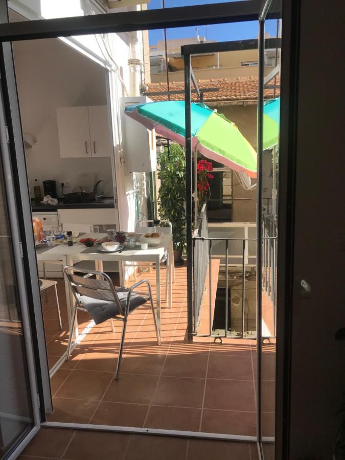 Ferienwohnung Im Zentrum Аликанте Екстериор снимка
